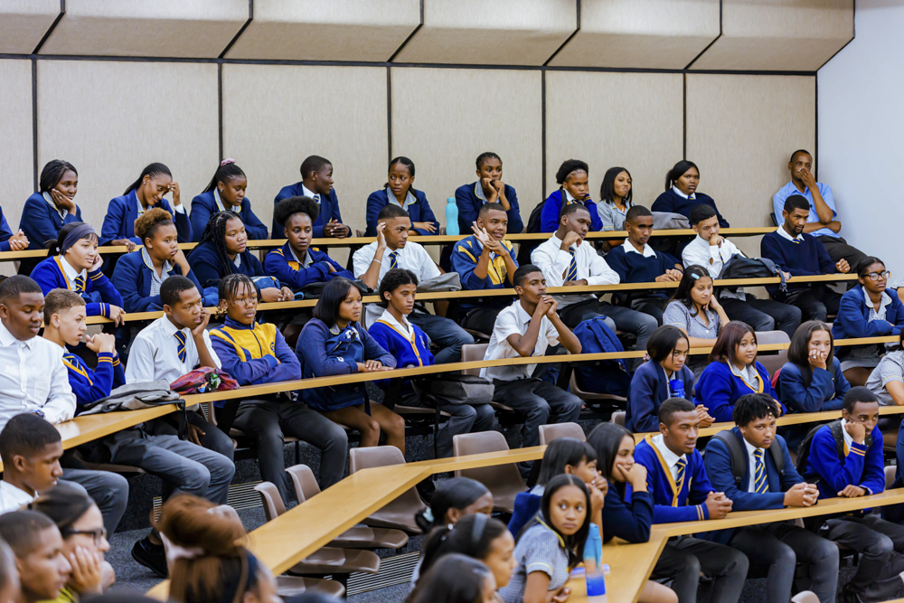 Crestway High visit to Stellenbosch University campus on 19 March 2024 ...